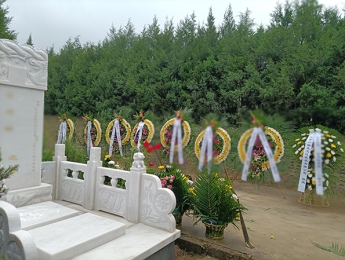 為某影視明星提供安葬禮儀服務